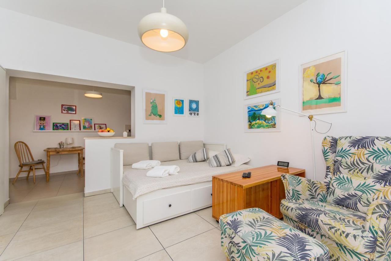 Appartamento Bura Studio Apartman Ragusa Esterno foto