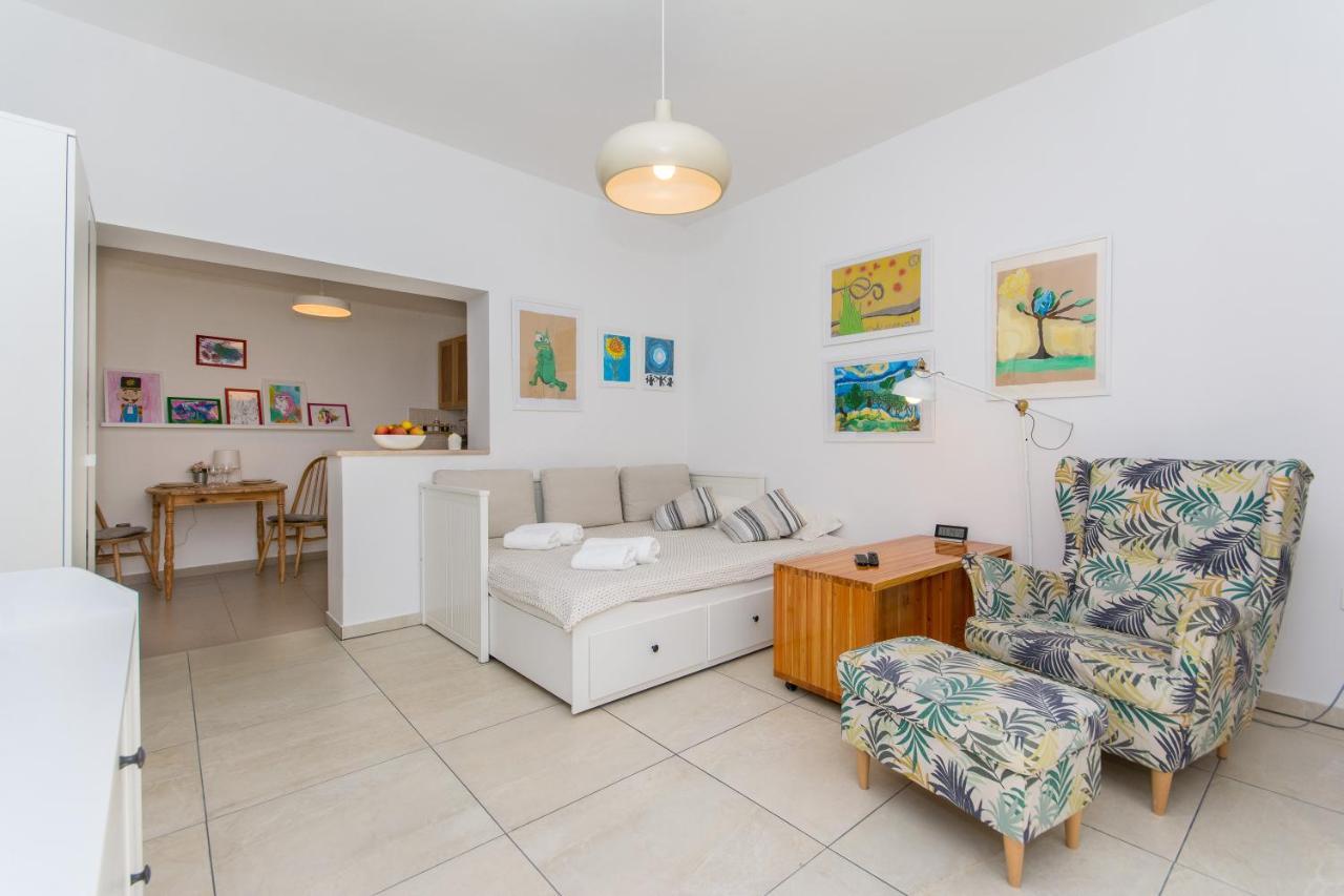 Appartamento Bura Studio Apartman Ragusa Esterno foto